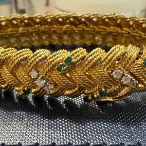 Vintage Elegant Gold w emerald’s and diamonds Women's Bracelet
